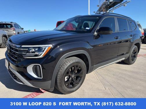 2024 Volkswagen Atlas 2.0T Peak Edition SEL