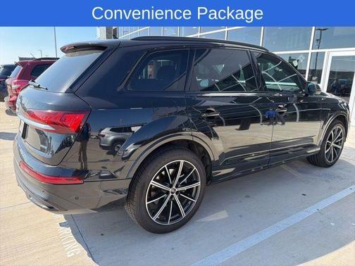 2021 Audi Q7 55 Premium Plus