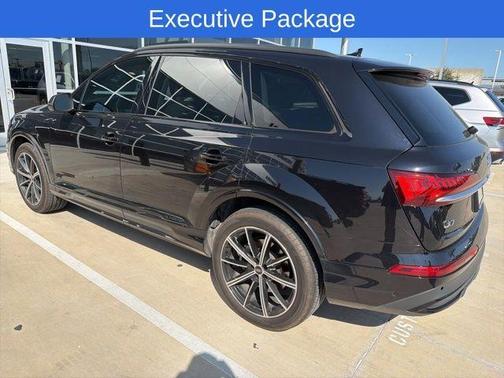 2021 Audi Q7 55 Premium Plus
