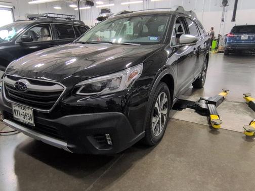 Crystal Black Silica 2021 Subaru Outback Touring