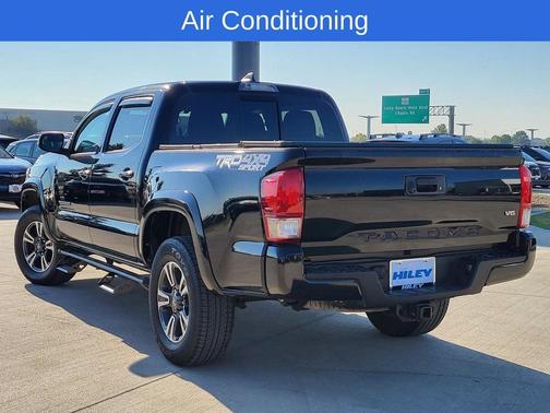 2017 Toyota Tacoma TRD Sport