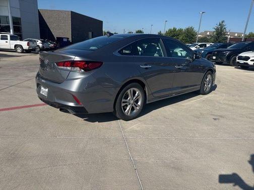 2018 Hyundai SONATA SEL