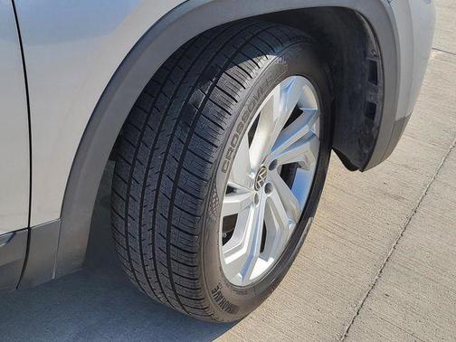 2021 Volkswagen Atlas 3.6 V6 SE w/ Technology