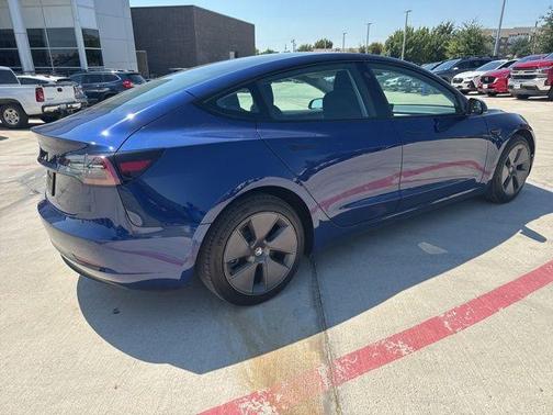 2022 Tesla Model 3 Base