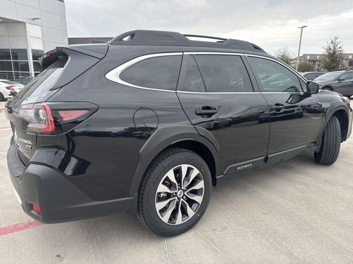 2025 Subaru Outback Limited XT