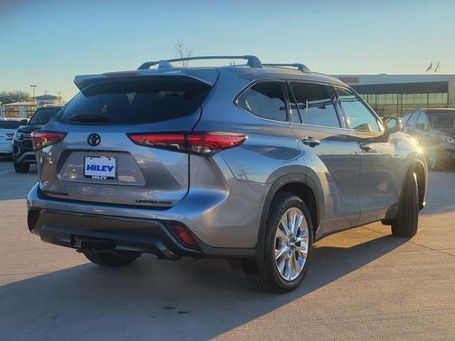 2021 Toyota Highlander Limited