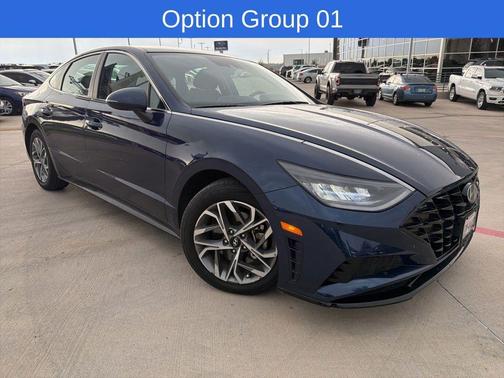 2022 Hyundai SONATA SEL