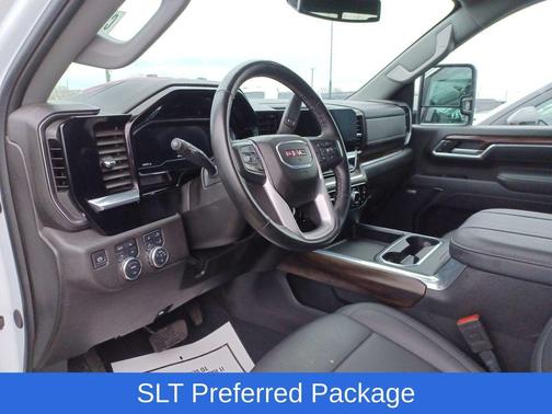2025 GMC Sierra 2500 SLT