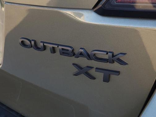 2023 Subaru Outback Onyx Edition XT