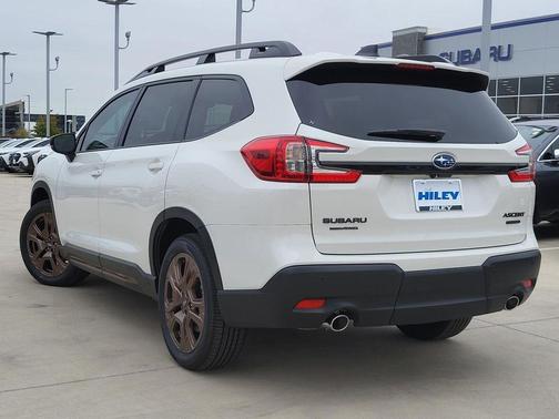 2025 Subaru Ascent Limited Bronze Edition