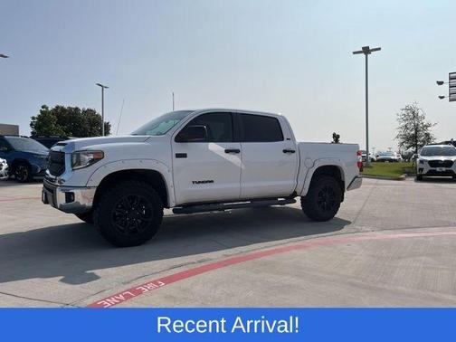 2018 Toyota Tundra SR5