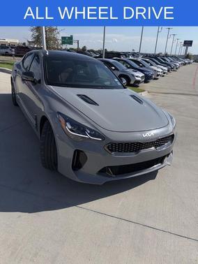2023 Kia Stinger GT2