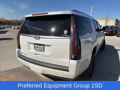 2017 Cadillac Escalade ESV Platinum