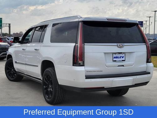 2017 Cadillac Escalade ESV Platinum
