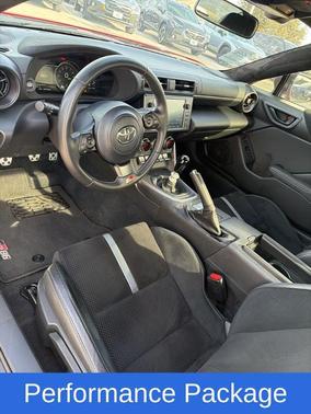 2024 Toyota GR86 Premium