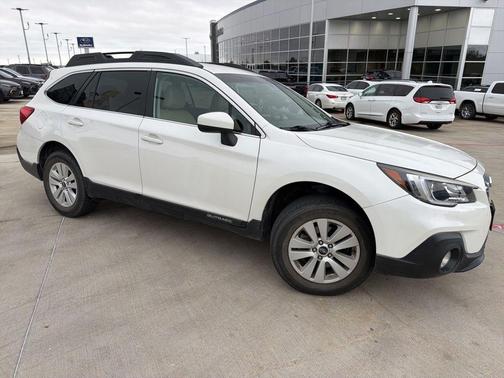 2018 Subaru Outback 2.5i Premium