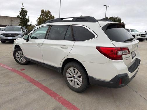 2018 Subaru Outback 2.5i Premium