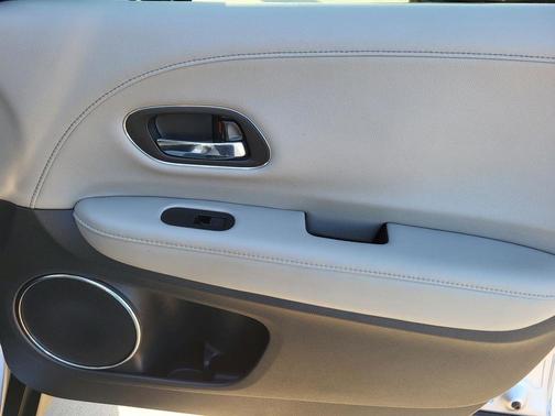 2022 Honda HR-V EX-L