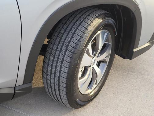 2024 Subaru Ascent Premium