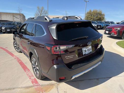 2023 Subaru Outback Touring