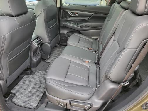 Green Metallic 2026 Subaru Ascent Limited