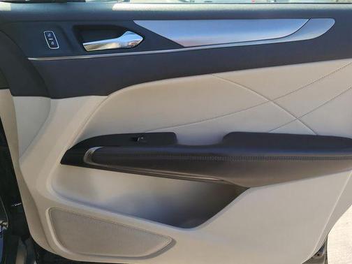 2017 Lincoln MKC Premiere