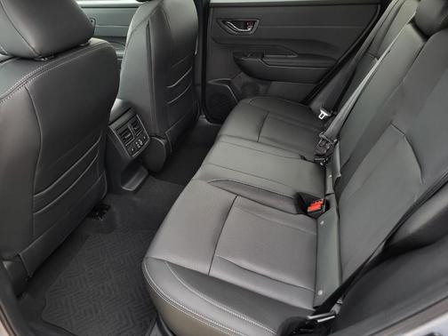 Ice Silver Metallic 2026 Subaru Outback Touring XT