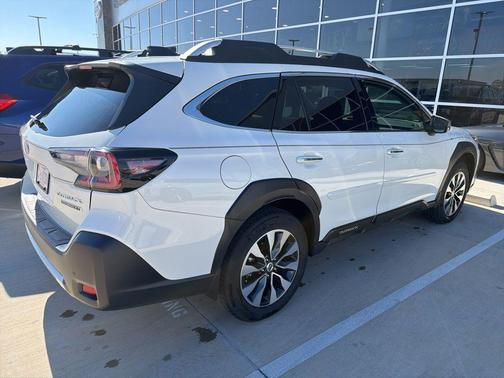 2024 Subaru Outback Touring XT