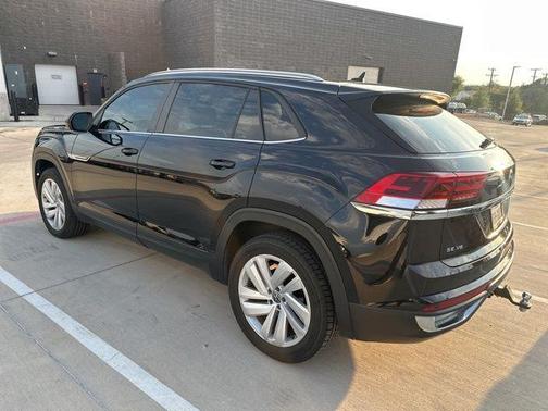 2022 Volkswagen Atlas Cross Sport 3.6L V6 SE w/Technology