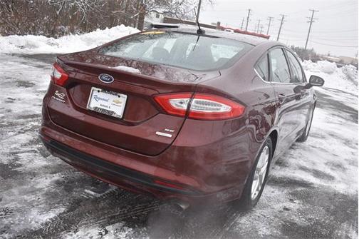 2015 Ford Fusion SE