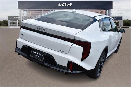 2025 Kia K4 GT-Line