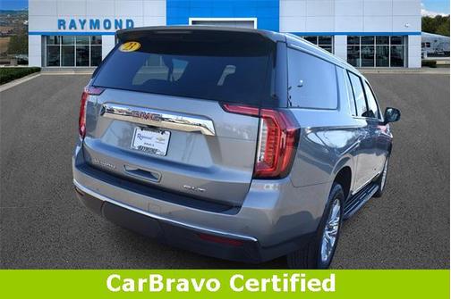 2023 GMC Yukon XL SLT