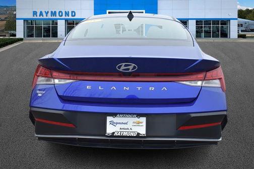 2025 Hyundai ELANTRA SEL