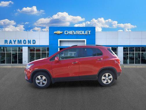 Red 2018 Chevrolet Trax LT