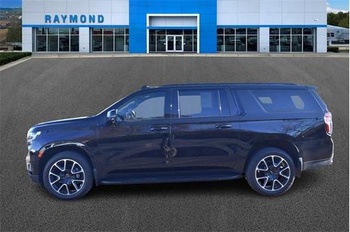 2022 Chevrolet Suburban RST