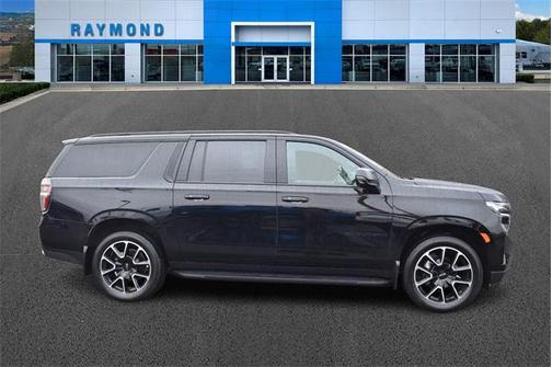 2022 Chevrolet Suburban RST