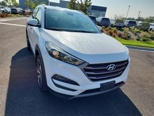 2016 Hyundai TUCSON Sport