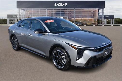 2025 Kia K4 GT-Line
