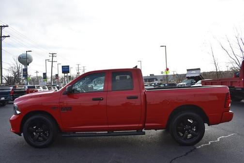 Photo 4 of 29 of 2019 RAM 1500 Classic Express