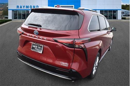 2021 Toyota Sienna Limited 7-Passenger