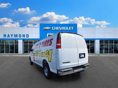 Summit White 2025 Chevrolet Express 2500 Work Van