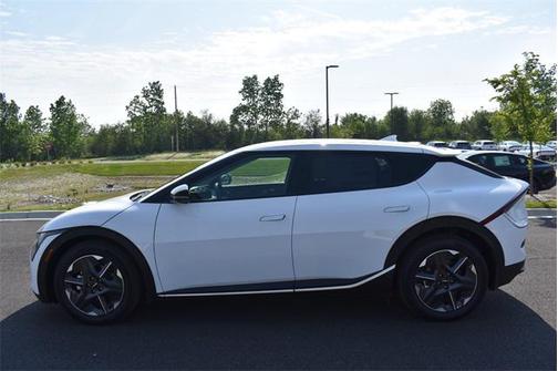 2025 Kia EV6 Light Long Range