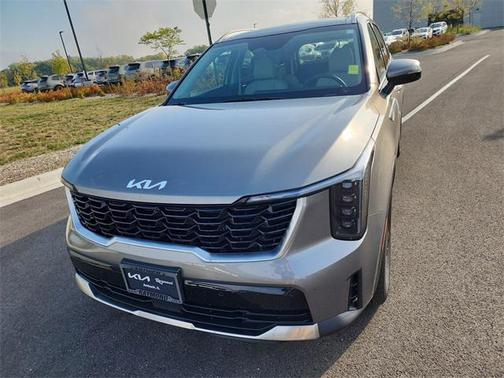 2025 Kia Sorento Hybrid EX