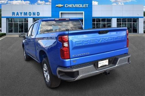 2025 Chevrolet Silverado 1500 LT