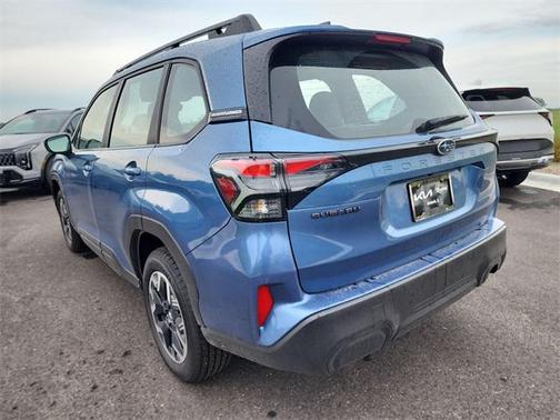 2025 Subaru Forester Base
