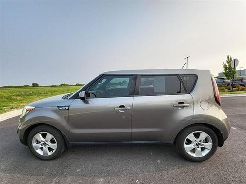 2017 Kia Soul Base