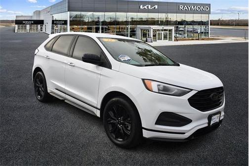 2022 Ford Edge SE