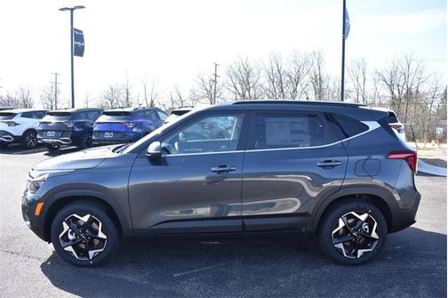 2025 Kia Seltos EX