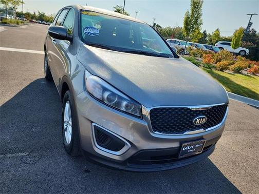 2017 Kia Sorento L
