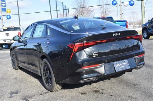 2025 Kia K5 LXS